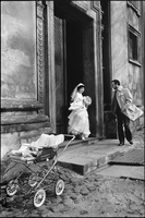 Emerging bride.
Lowicz, Poland 1979